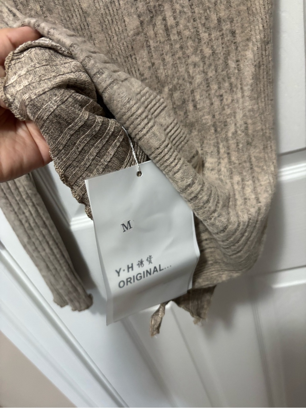 Off-Shoulder Ribbed Knit Sweater - Picture 3 of 7